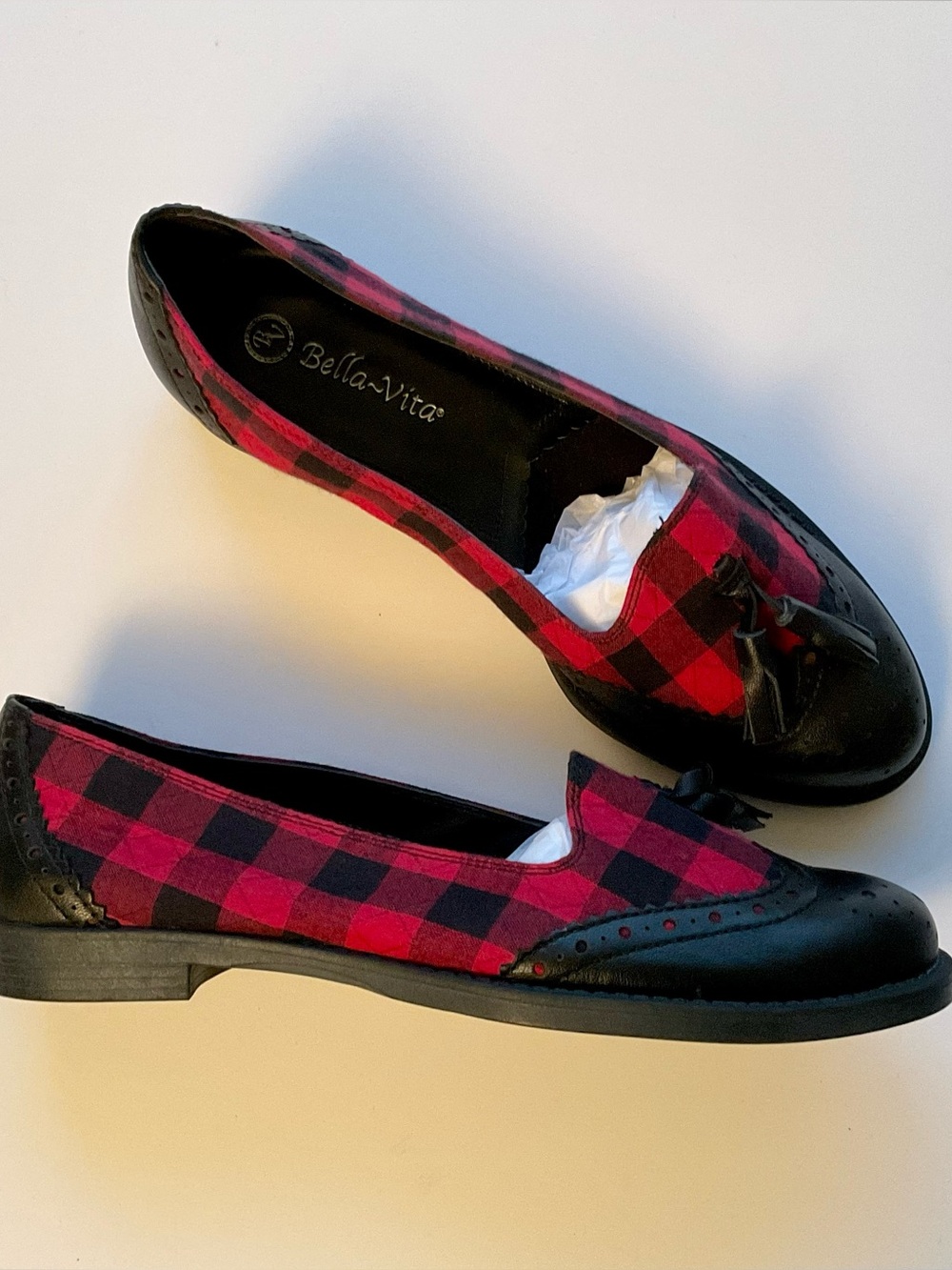 BELLA VITA Loafer Black Red Plaid Tassel Size 9